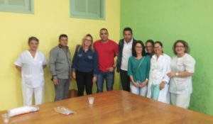 com-a-equipe-do-hospital