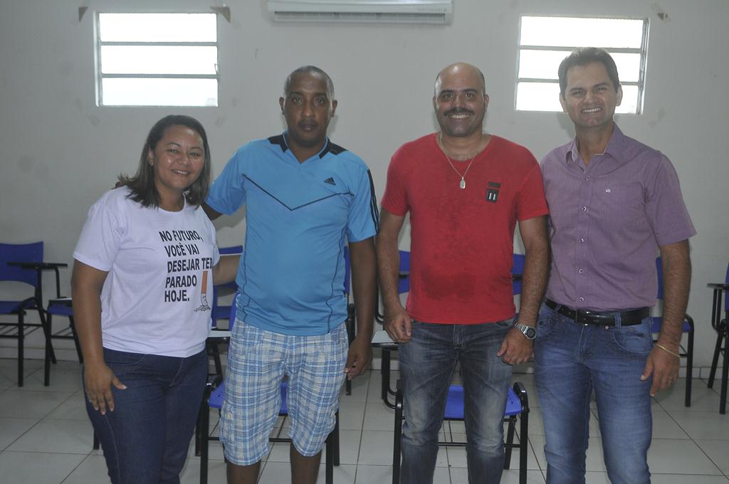 Em despedida de médicos cubanos, Mano Rufino agradece por três anos de serviços prestados a Sena Madureira