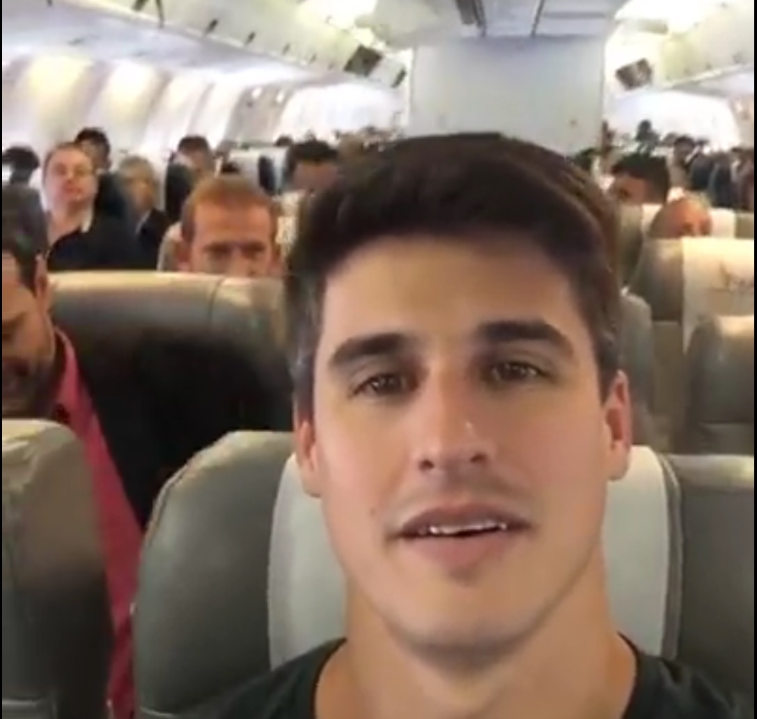 Jogadores da Chapecoense gravam vídeo antes da tragédia e brincam sobre parada no Acre