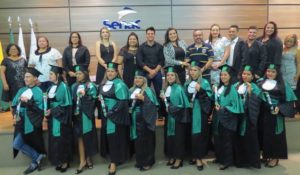 Alegria e realização presentes em um momento tão especial, como é a solenidade de formatura/Foto: Reprodução.