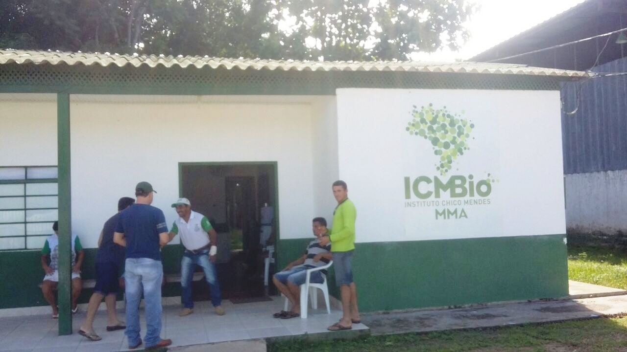 Assaltantes invadem ICMbio, rendem funcionário e roubam motocicleta em Sena Madureira