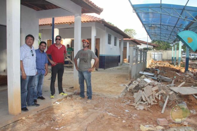 André Hassem convida prefeito eleito Tião Flores para visitar obras no Município