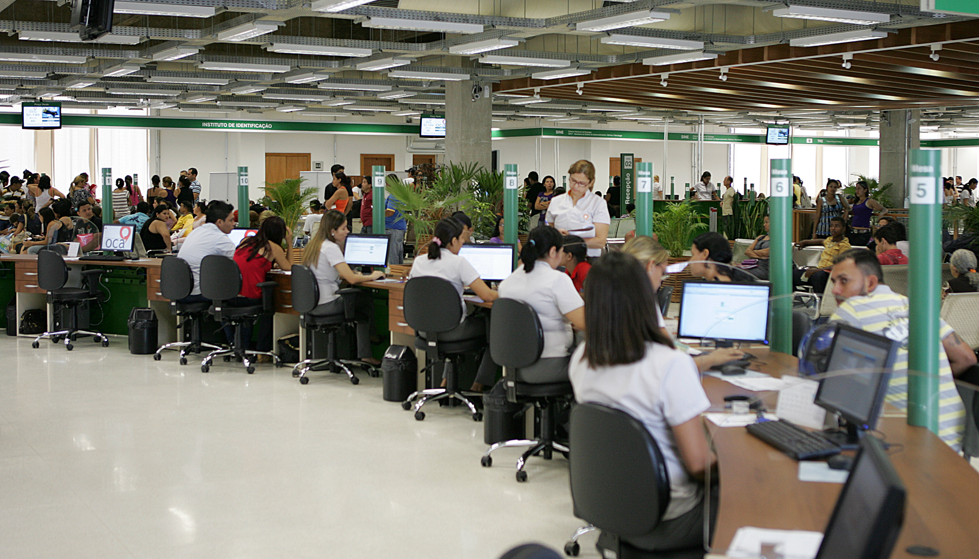 Repartições públicas terão horário de funcionamento diferenciado nesta sexta-feira; confira aqui