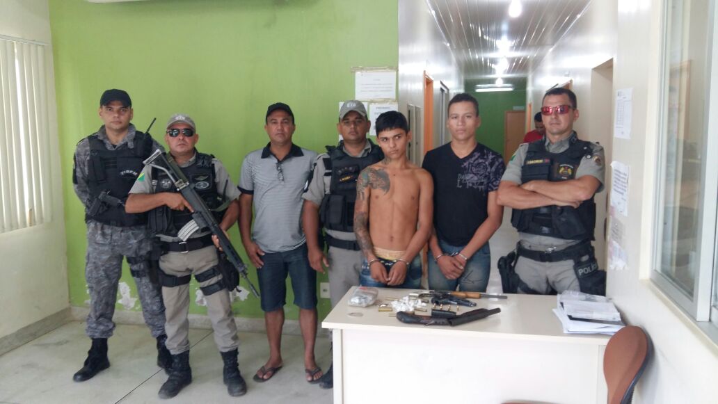 Polícia Militar prende quadrilha armada com escopetas e pistola em Tarauacá Polícia Militar prende quadrilha armada com escopetas e pistola em Tarauacá