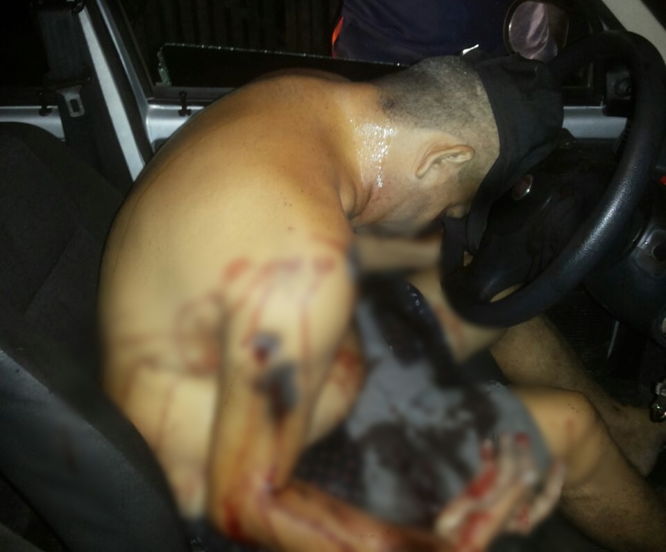 Homem é executado com tiro à queima-roupa dentro do próprio carro em Capixaba