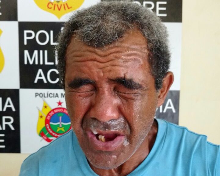 PM prende suspeito que estaria vendendo drogas na região do Papouco em Rio Branco