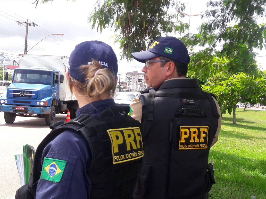 Polícia Rodoviária Federal apreende mais de 45 quilos de cocaína em fundo falso de veículo