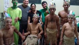 Projeto promove teatro para surdos