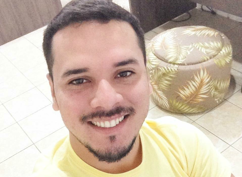 Colisão entre caminhonete e motocicleta deixa uma vítima fatal em Cruzeiro do Sul