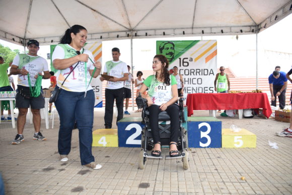 “Nunca tinha pensado em participar de uma corrida”, diz cadeirante que participou da Chico Mendes