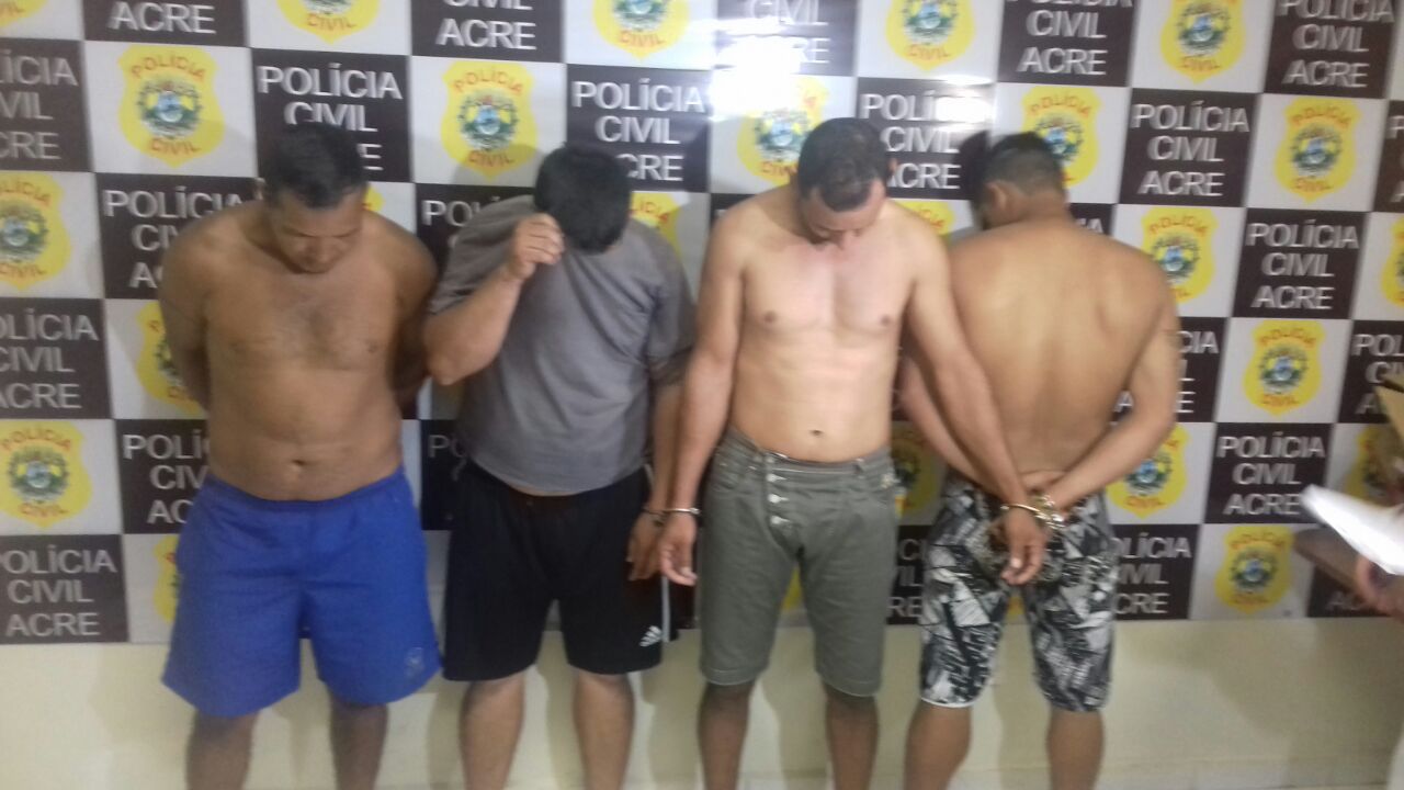 PC fecha o cerco na Cidade do Povo e prende quatros suspeitos com duas armas de fogo