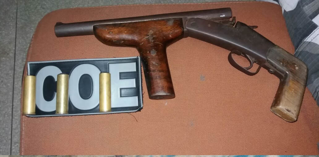 Duas armas de fogo e um punhal são apreendidos pela PM no interior do Acre