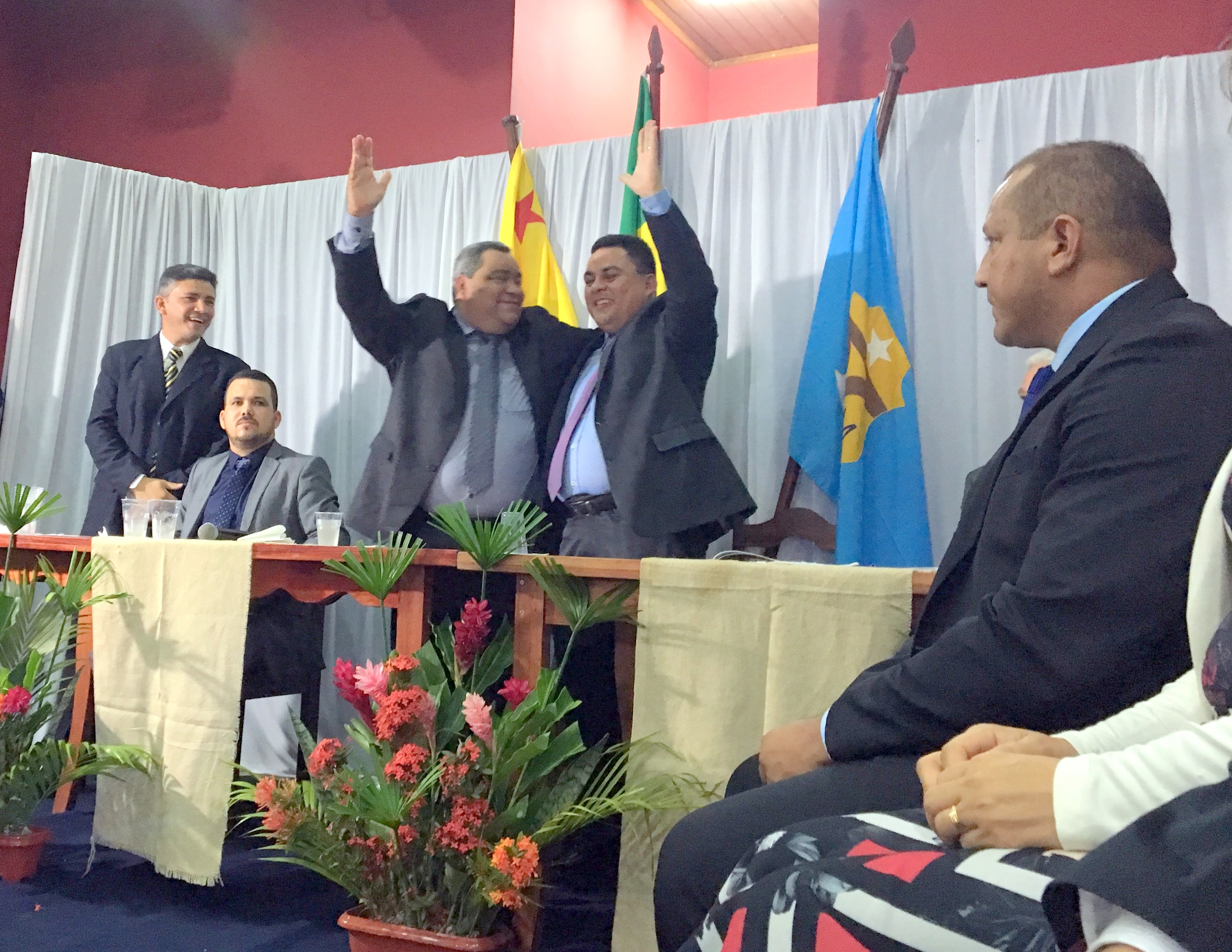 Mazinho assume a prefeitura enviando recado aos médicos: “Estejam em seus postos a partir do dia 2″