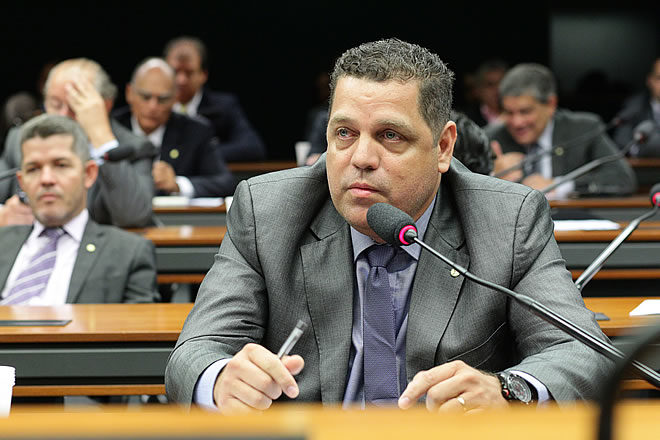 Ao liberar vereadores do PSDB para votar em chapa da FPA, Rocha perde a marca de “verdadeira oposição”