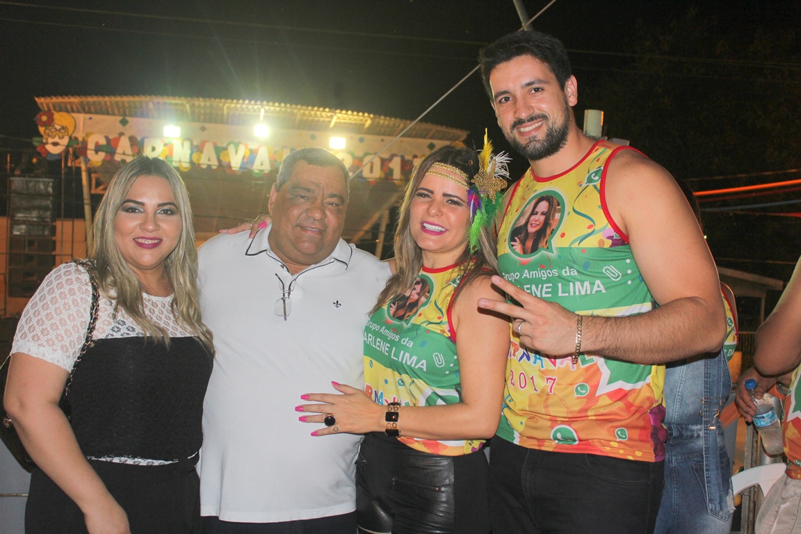 Prefeitura de Sena realiza primeira noite de Carnaval popular e leva alegria aos quatros cantos da cidade