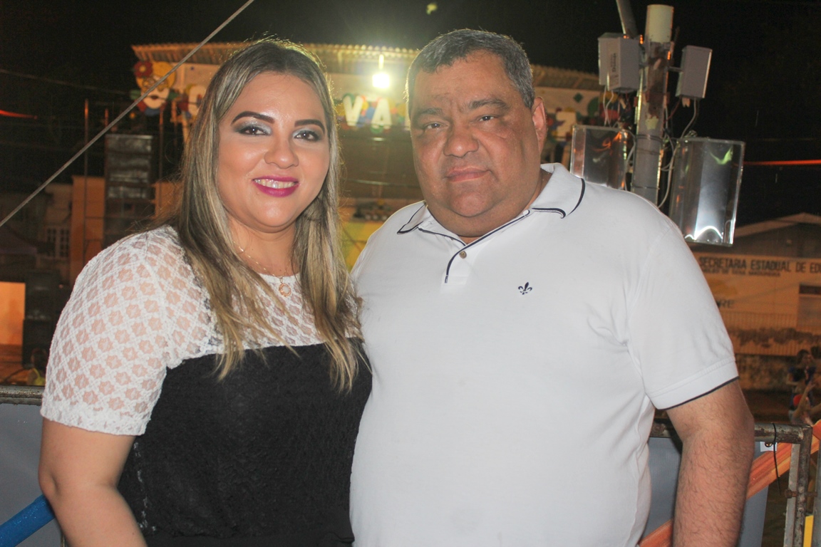 PREFEITO MAZINHO E PRIMEIRA DAMA MEIRE SERAFIM
