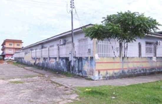 No interior do Acre, professoras são assaltadas dentro de escola e bandido leva celulares