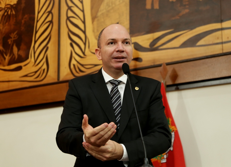 Gerlen diz que PL dos Consignados é inconstitucional e caso pode parar na Justiça