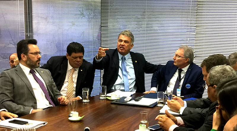 Petecão convoca reunião para definir aplicação de R$ 70 milhões na segurança do Acre
