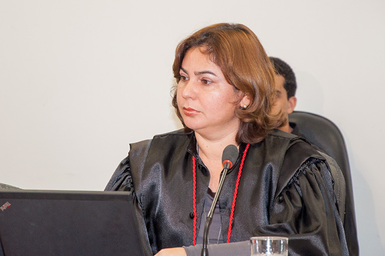 “Como parte da sociedade acreana e mãe, é um momento de muita preocupação”, diz corregedora do TJAC
