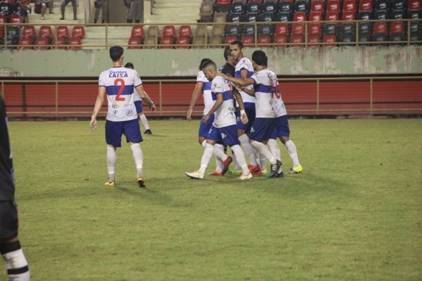 Atlético Acreano goleia o Vasco da Gama por 4 x 0 e assume a liderança no returno