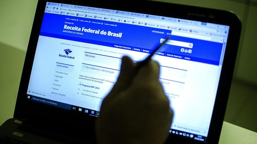 Imposto de Renda 2017: prazo para entregar a declaração termina nesta sexta