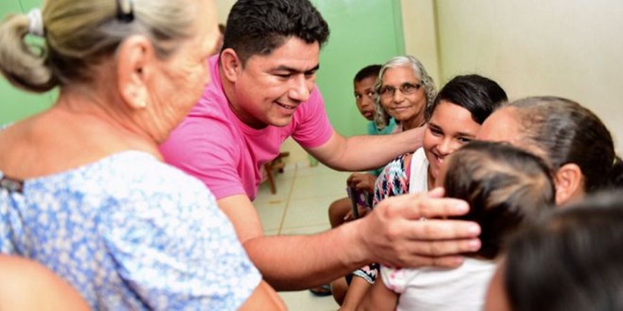 Romualdo Araújo visita comunidades e dá “nova cara” à prefeitura do Bujari