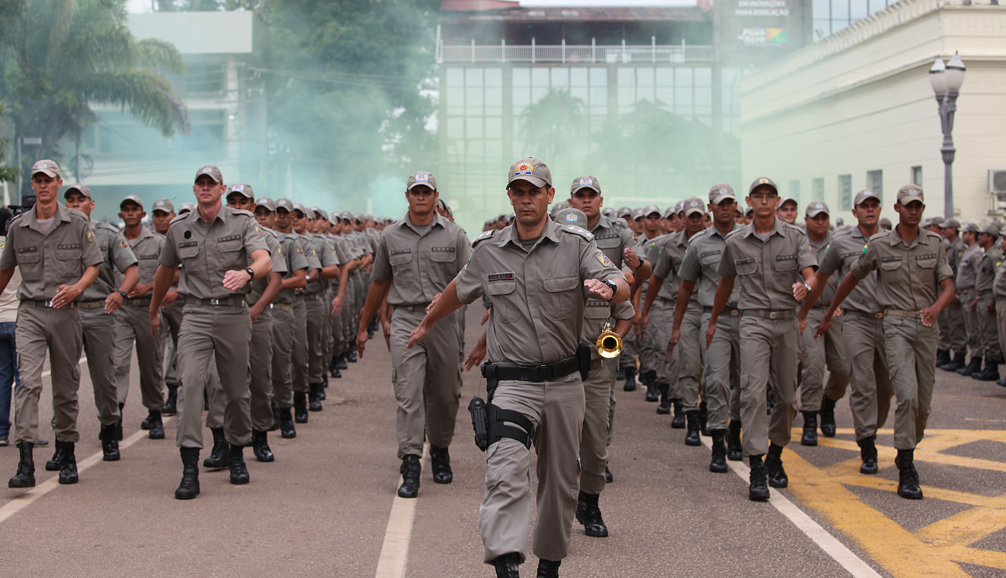 Mais de 29 mil candidatos disputam 250 vagas no concurso da Polícia Militar neste domingo
