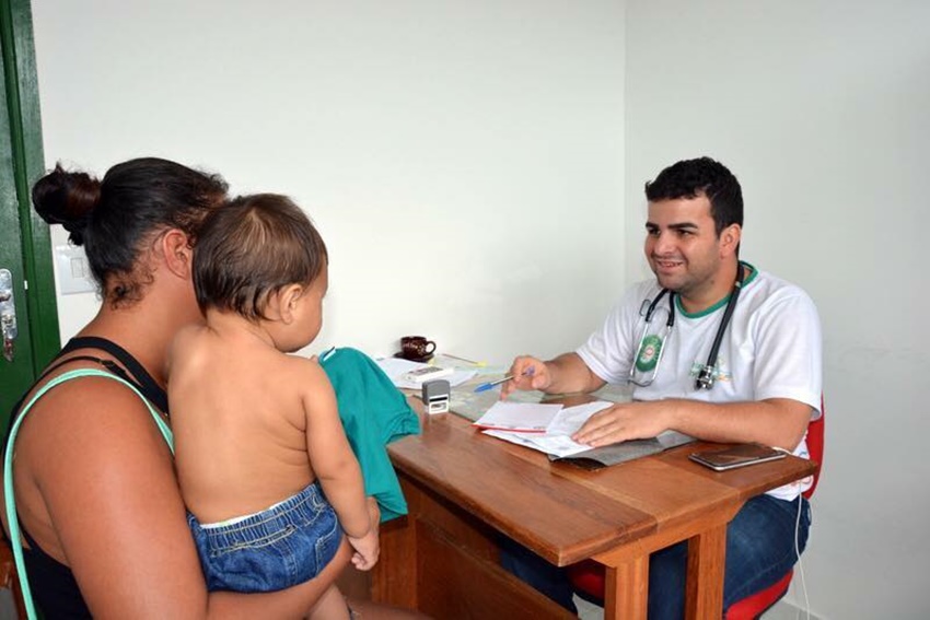 Ex-prefeito de Tarauacá entrega o cargo em hospital da cidade e diz ser vítima de perseguição