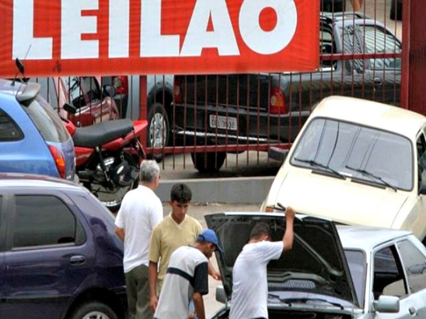 Detran realiza leilão com mais de 300 veículos disponíveis em Rio Branco