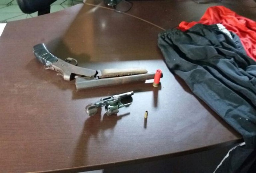 PM apreende arma utilizada para balear jovem em escola pública de Sena Madureira