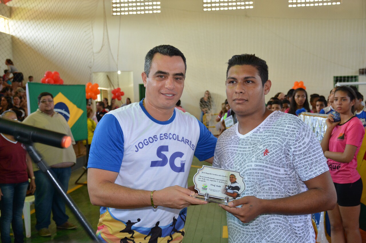 Gestão de André Maia reforma ginásio de esportes e faz abertura dos Jogos Escolares 2017