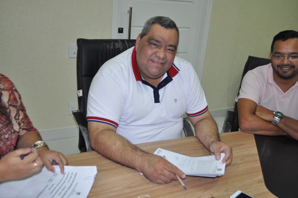 Prefeitura e Sebrae promovem a primeira Feira do Consumidor em Sena Madureira