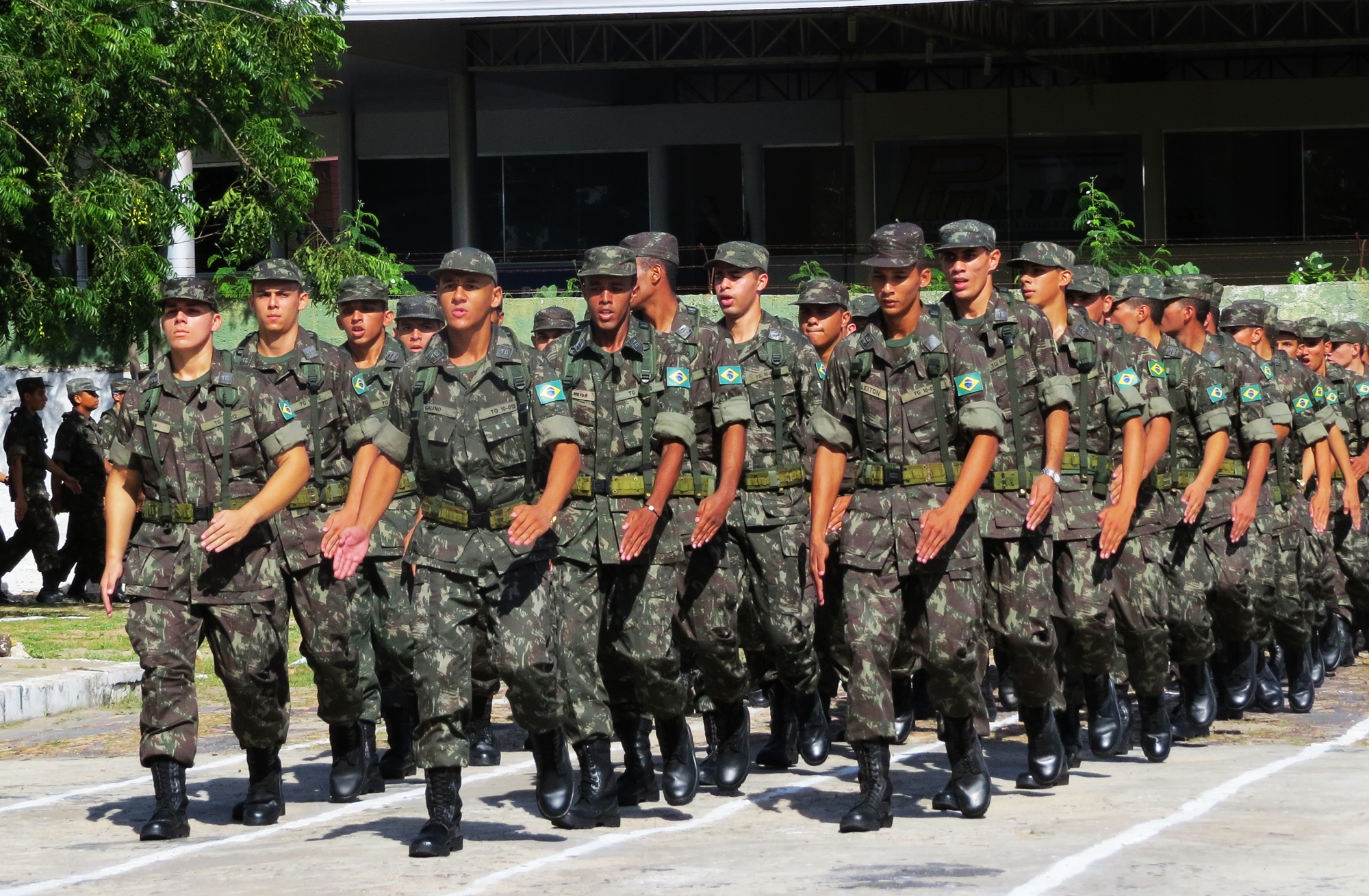Exército participa de operação integrada de vistoria em presídios de Rio Branco