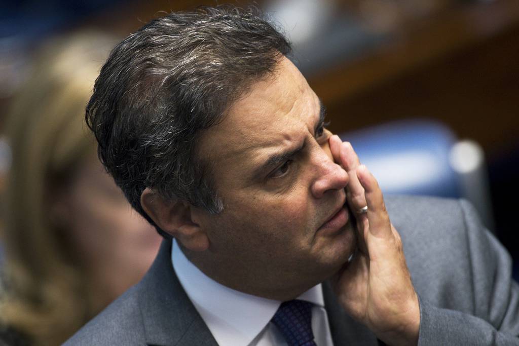 Polícia Federal e MPF cumprem mandados em endereços ligados a Aécio no Rio, BH e Brasília