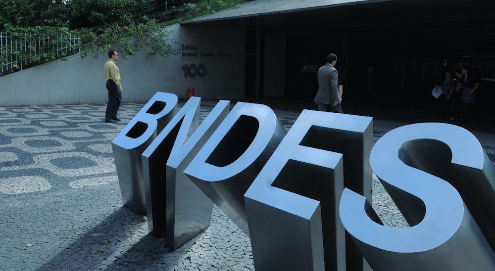 PF faz operação que investiga fraude em empréstimo do BNDES à JBS