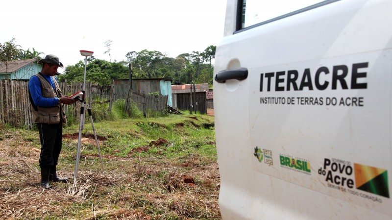 Governo do Acre anuncia investimento de R$ 12 milhões na política fundiária