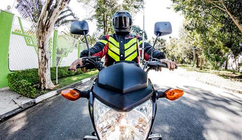 Justiça do Acre proíbe multa e apreensão de veículos dos profissionais de motofrete