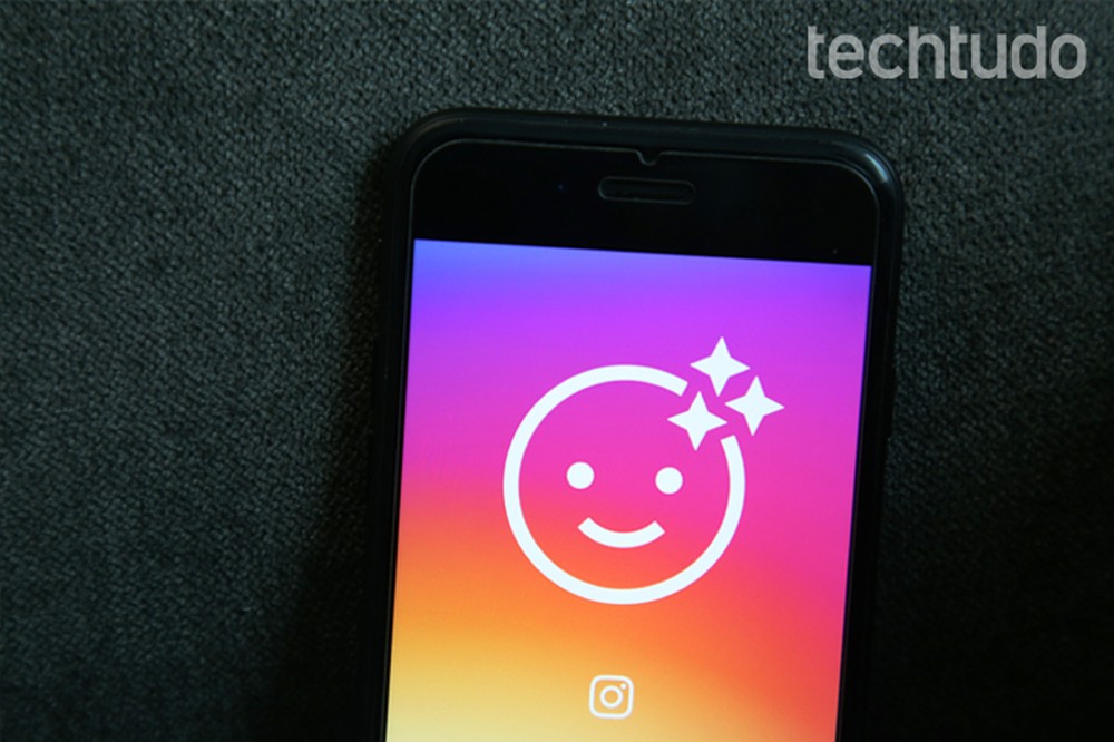 Instagram Stories ganha máscaras, rebobinar, borracha e sticker de hashtag