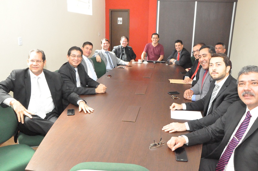 Câmara de Rio Branco busca modernização por meio de aplicativo de informações
