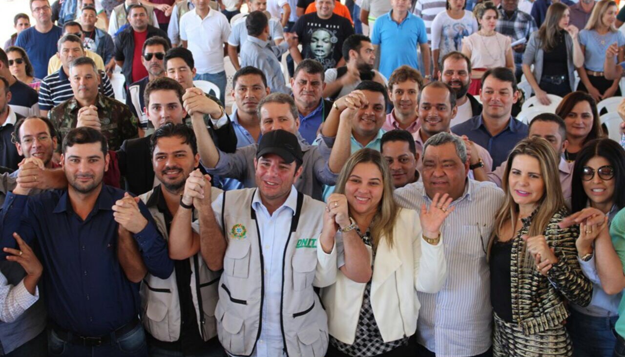 “Gladson pode finalmente realizar o sonho do tio e interligar os povos do Acre”, diz colunista