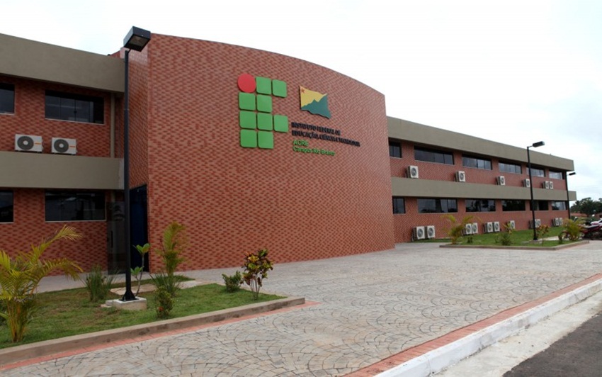 Ifac lança edital para concurso de professor substituto no campus Sena Madureira