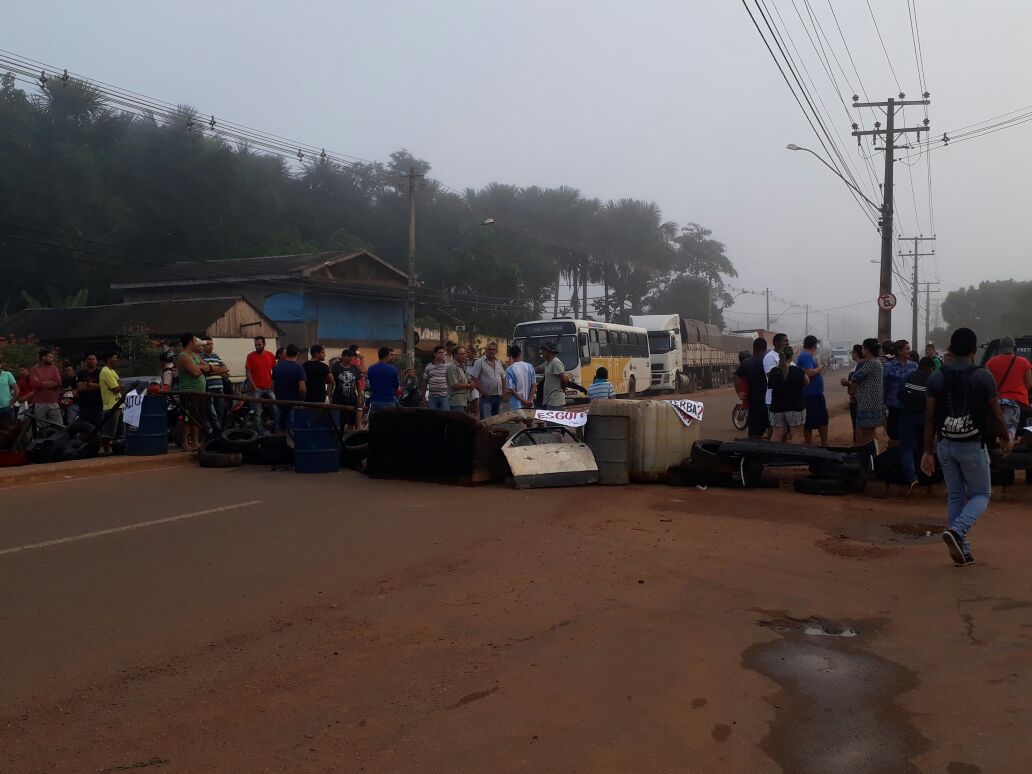 Via Chico Mendes é liberada e tráfego de veículos está normalizado no local