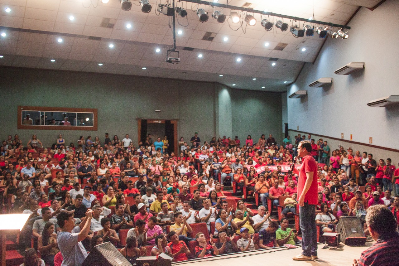 Trabalhadores em educação fazem ato de apoio à pré-candidatura de Daniel Zen