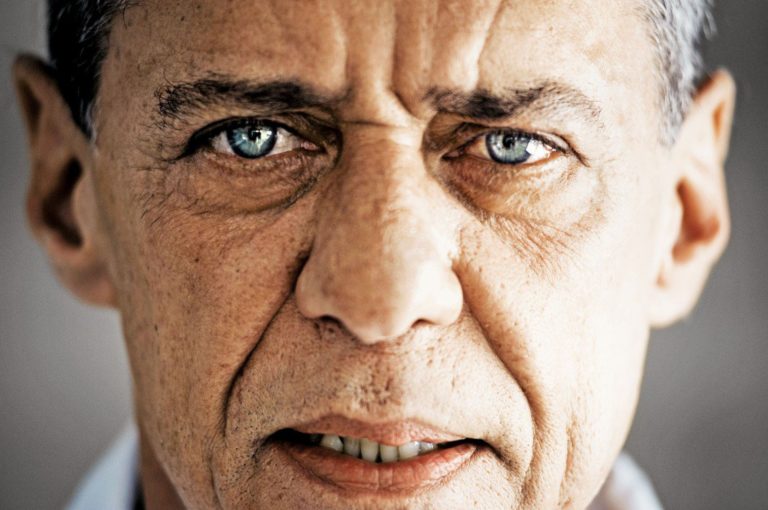 Chico Buarque anuncia casamento aos 77 anos; saiba com quem