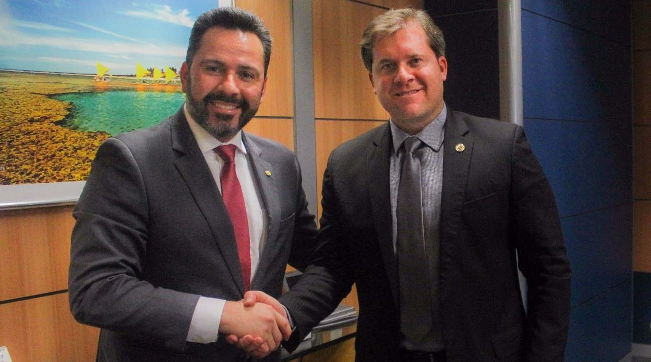 Em reunião com ministro do Turismo, Alan Rick busca recursos para o novenário de CZS