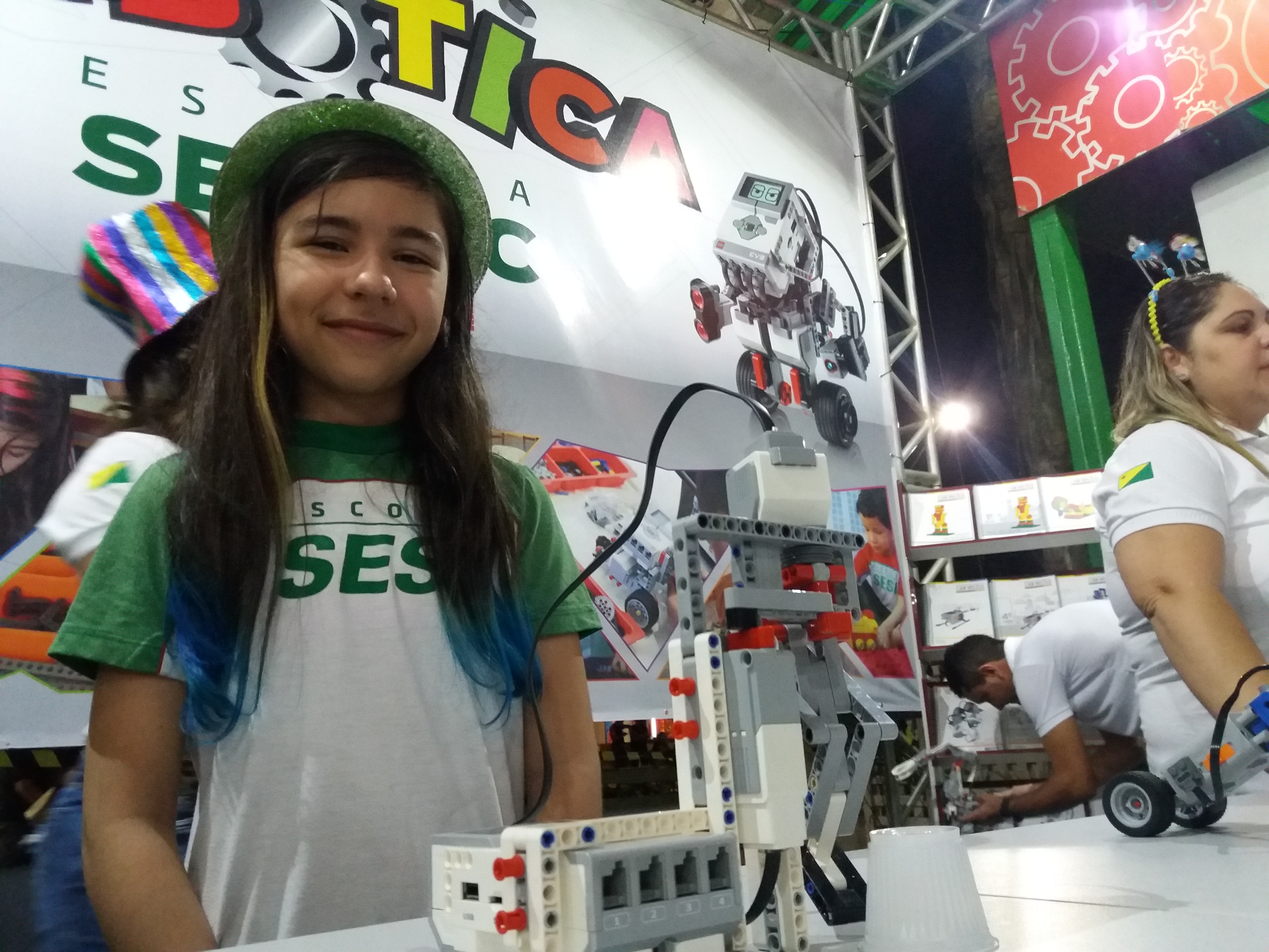 Alunos do Sesi preparam-se para competição nacional de robótica graças ao Projeto Conecta