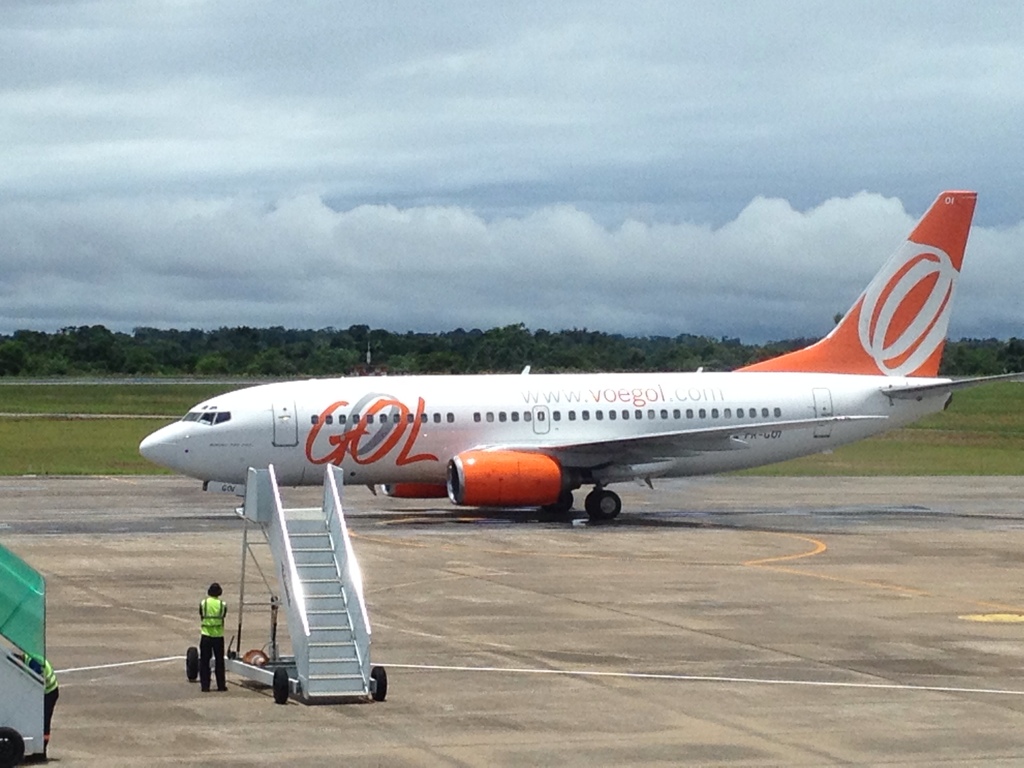 Falha elétrica faz voo ser cancelado e avião da Gol fica estacionado no aeroporto da Capital