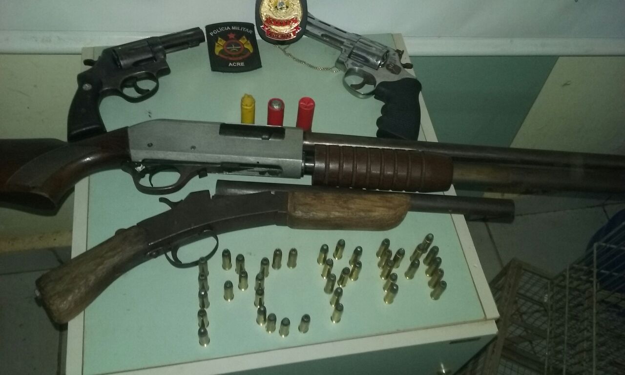 Ação conjunta das Polícias Civil e Militar em Acrelândia prende quatro suspeitos armados