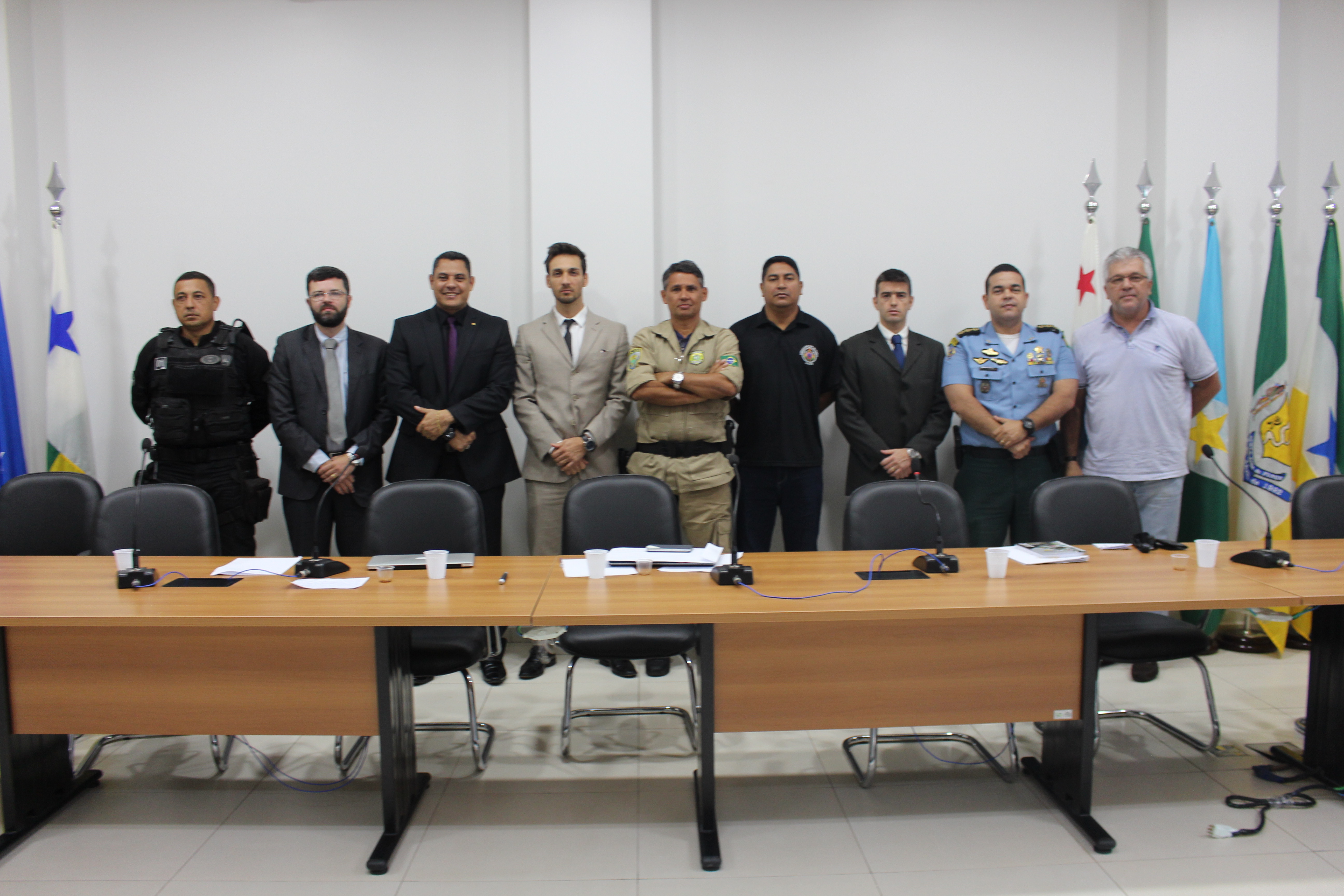 Facções criminosas norteiam debate sobre Segurança Pública na AMAC